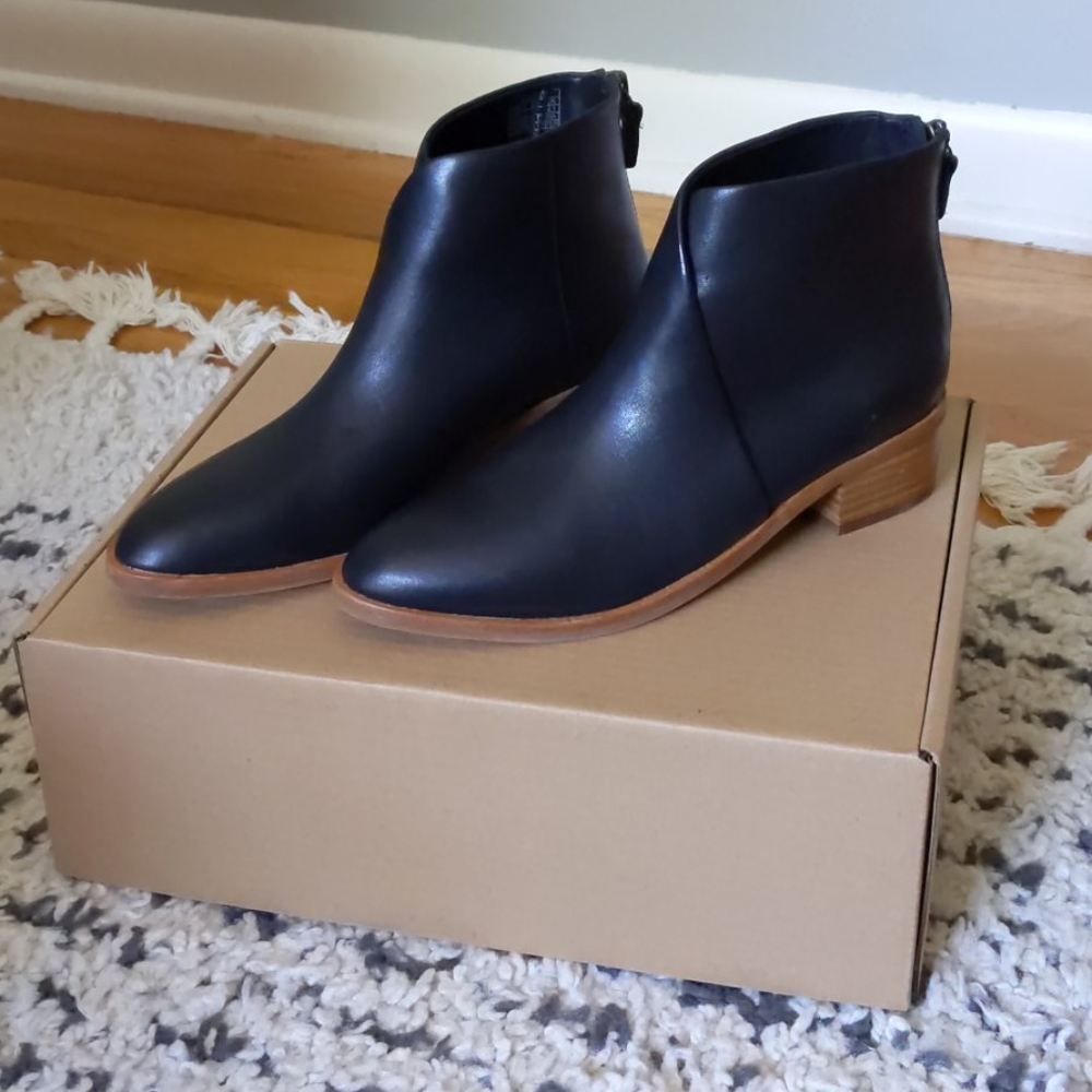 Like New Soludos Venetian Booties